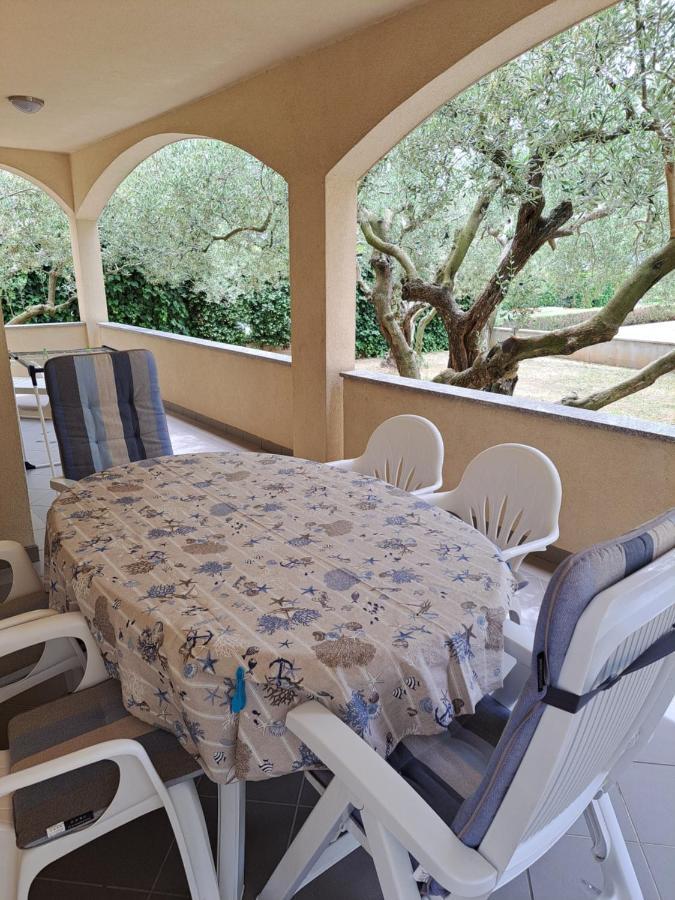 Apartmani Senija Biograd Na Moru Exterior foto